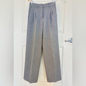 Aritzia
The Effortless Pant (Re)ssential size0 
In Heather Charcoal